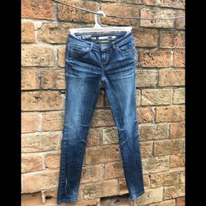 DKNY City Skinny Jeans Low Rise 28 x 33